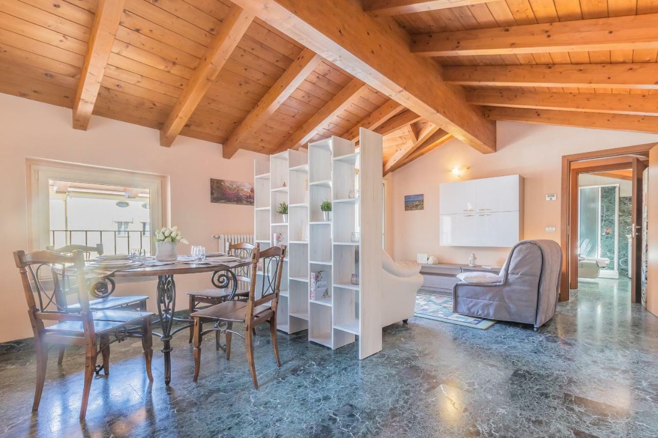 Ferienwohnung Casa Del Tiglio Varenna Exterior foto